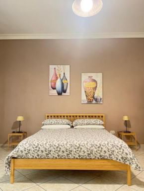 Bottiglieri's Home